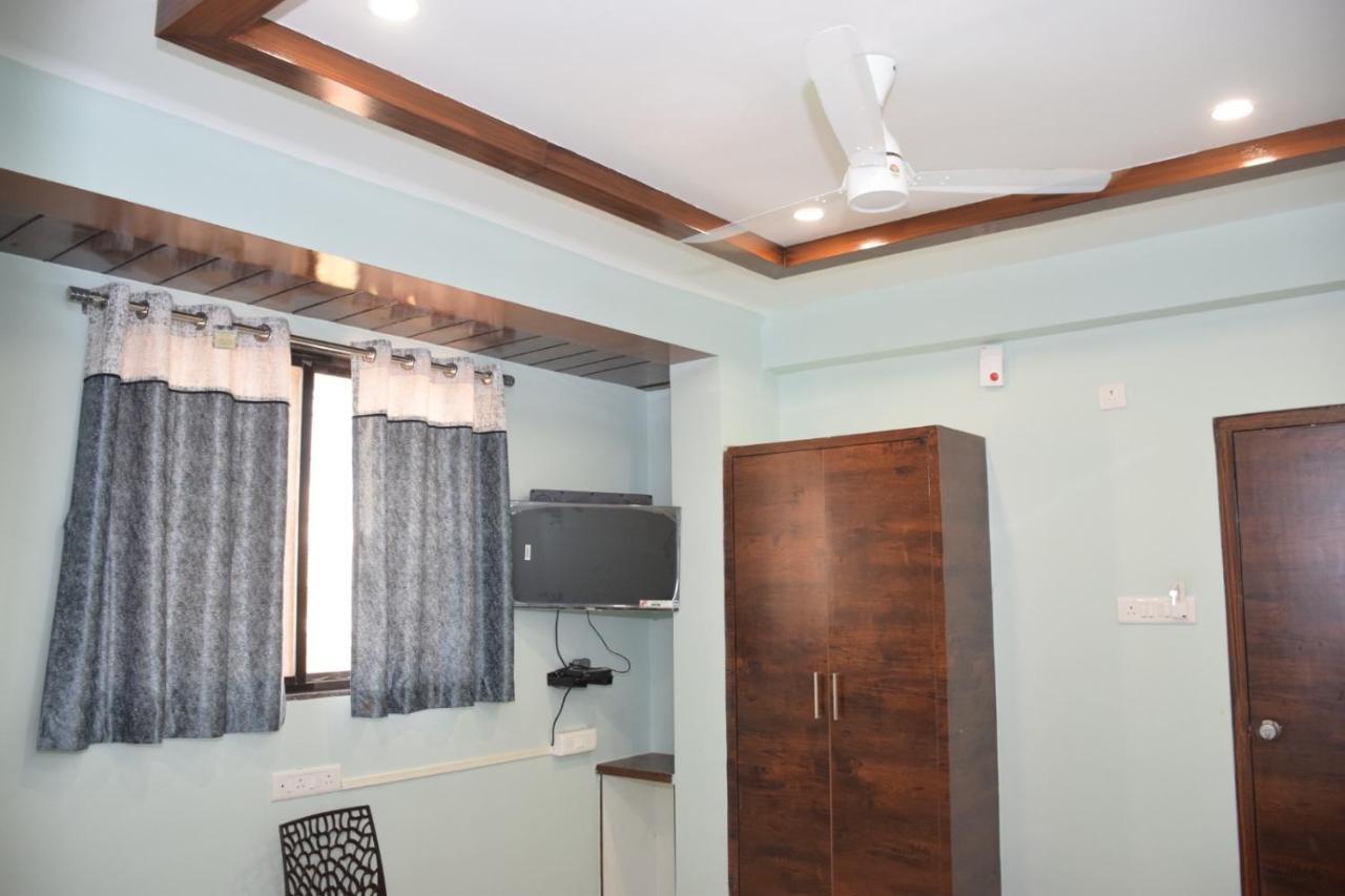 Shankar Residency, Akkalkot Akalkot المظهر الخارجي الصورة